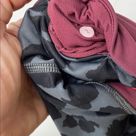 Lululemon SoulCycle Camo Wine Rebel Runner Crop 2 - Picture 5 of 5
